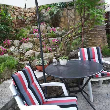 Apartments Veli Losinj Exterior photo