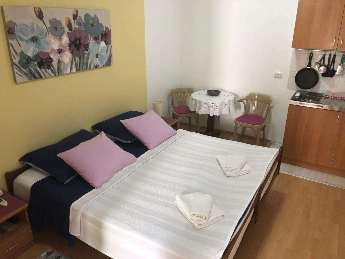 Apartments Veli Losinj Exterior photo