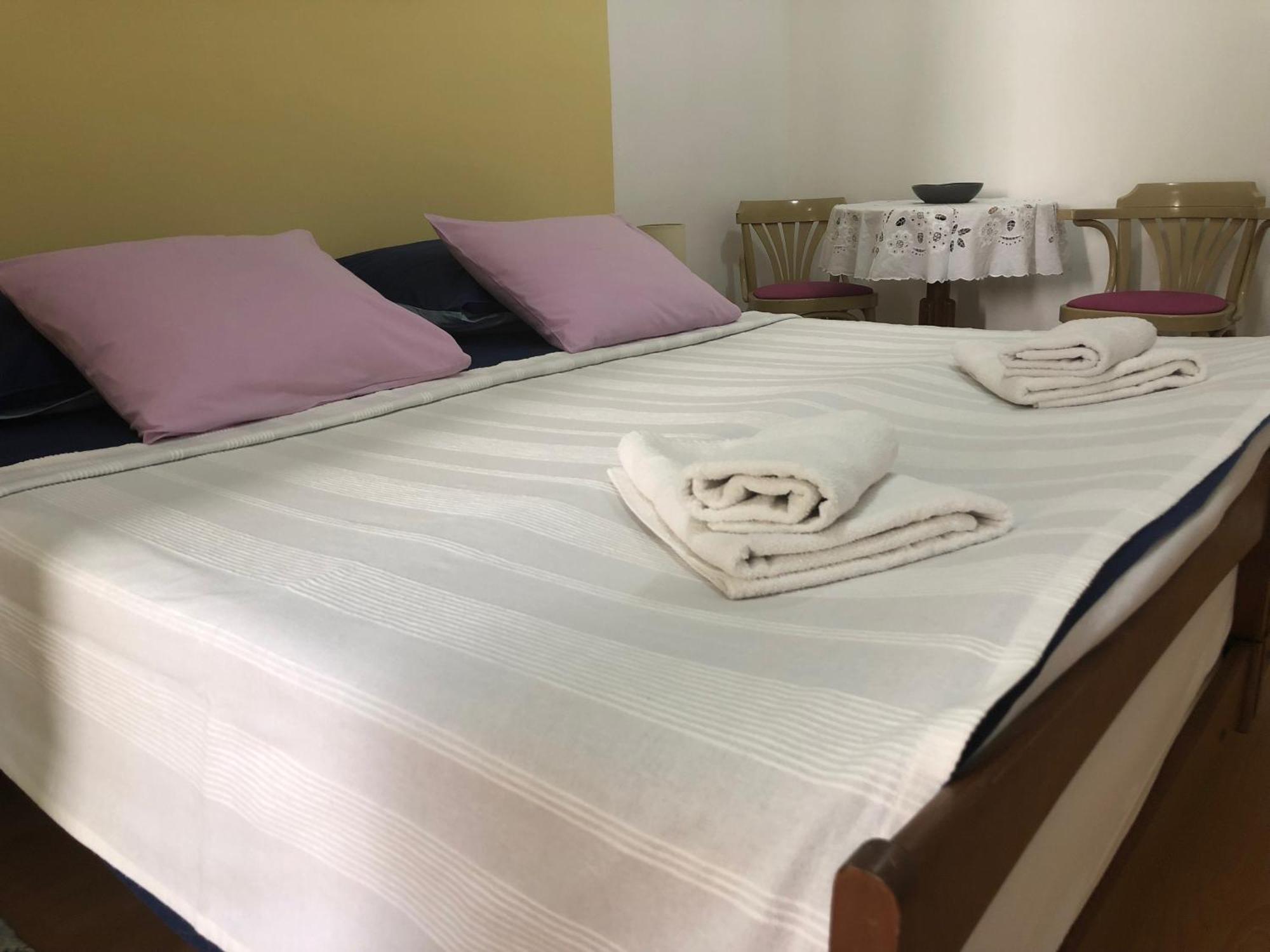 Apartments Veli Losinj Exterior photo