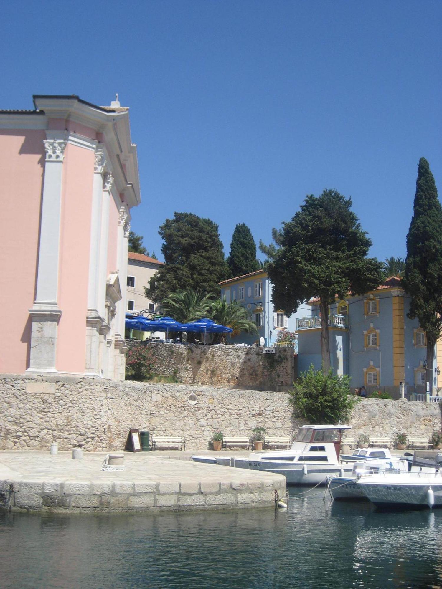 Apartments Veli Losinj Exterior photo