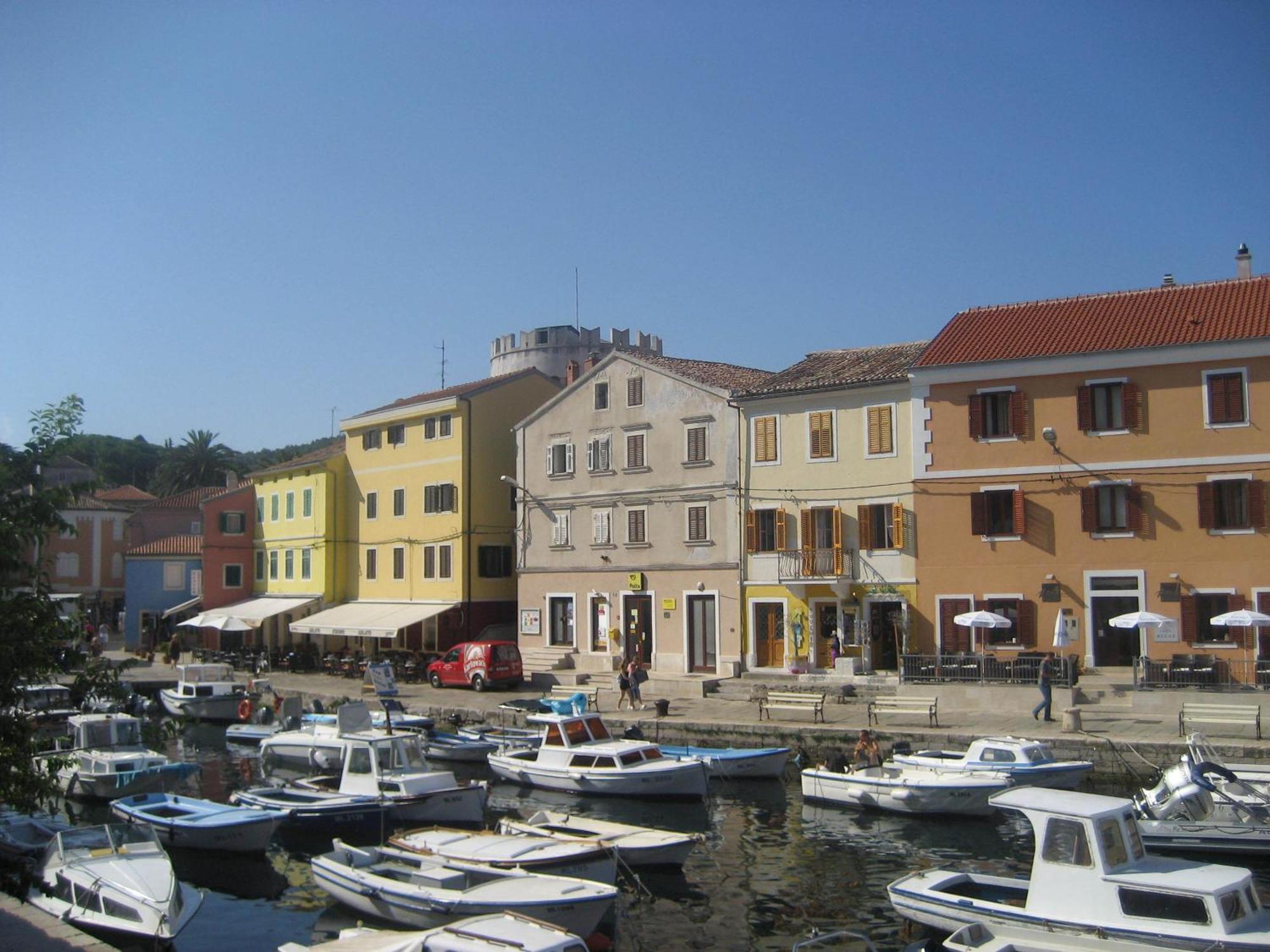 Apartments Veli Losinj Exterior photo